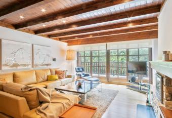 Luderna - Casa Val de Ruda II has Balcony rooms