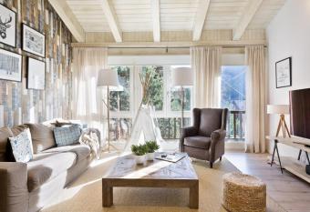 Luderna - D  plex Cap de Aran A1 has Balcony rooms