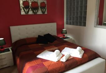 GIANNINA allows 18 year olds to book a room