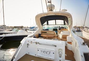 Y-Knot has Balcony rooms