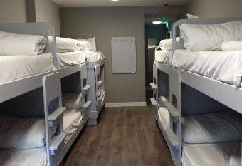 City Center Hostel allows 18 year olds to book a room