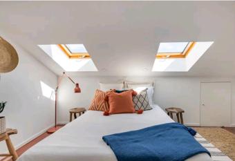 Oak Valley Flats Porto Santa Catarina has Balcony rooms