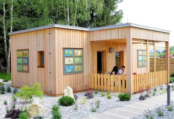 Honey Paradise glamping resort has Balcony rooms