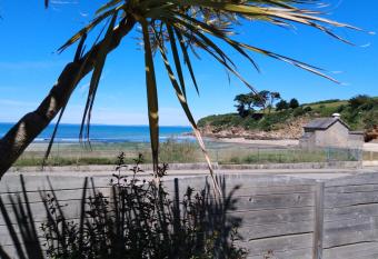 Izella allows 18 year olds to book a room