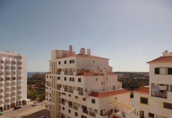 Beach House Turimar - sunny, overlooking sea allows 18 year olds to book a room