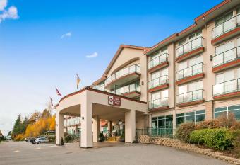 Best Western Plus Mission City Lodge allows 18 year olds to book a room