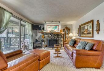 Briarcliff E26 has Balcony rooms