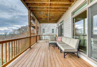 Reserve 03-D has Balcony rooms