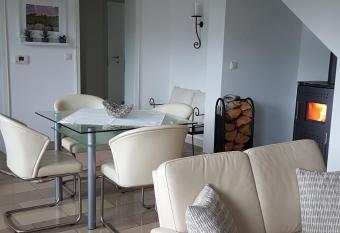 Ferienwohnung Fichtenweg has Balcony rooms