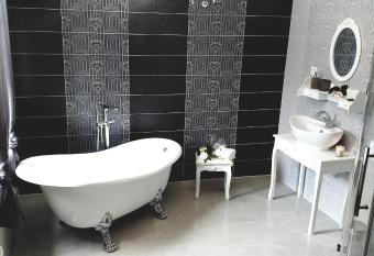 Monato has Balcony rooms