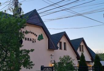 Pensiunea Brazi has Balcony rooms
