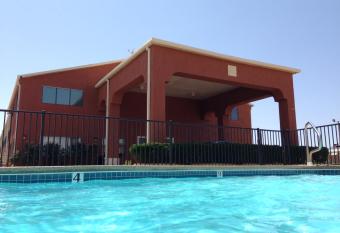 Econo Lodge Inn and Suites Sweetwater I-20 allows 18 year olds to book a room