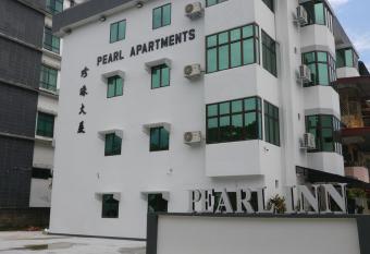 Pearl Inn Plt allows 18 year olds to book a room