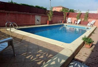 Appartements dans r  sidence Avec piscine - Mer    500m allows 18 year olds to book a room