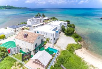 Hotel Aniversario365 has Balcony rooms