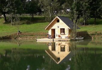 La cabane du p  cheur has Balcony rooms