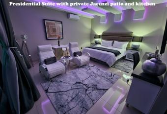 Weston Guest House Krugersdorp allows 18 year olds to book a room