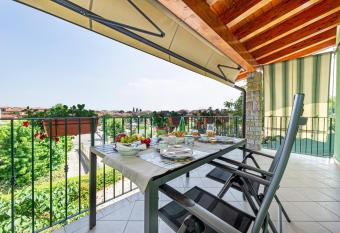 B&B Casa Paola has Balcony rooms