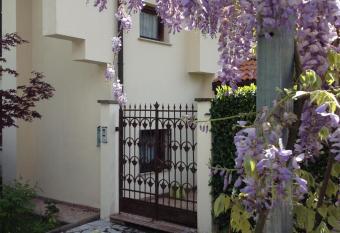 B&B Piccole Dolomiti has Balcony rooms