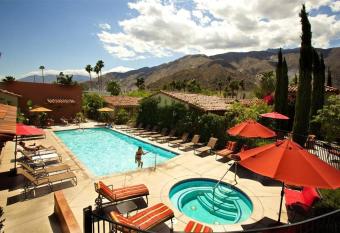 Los Arboles Hotel allows 18 year olds to book a room