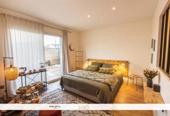 KER AMICE has Balcony rooms