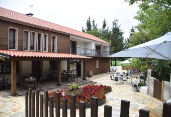 Virxe da O has Balcony rooms