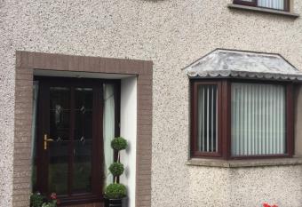 Rondo, Ballymena, Nr Ireland allows 18 year olds to book a room