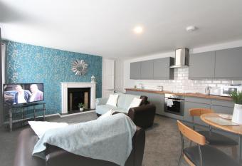 Albion Street Serviced Apartments allows 18 year olds to book a room