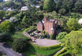 Elgin Tower apartment has Balcony rooms