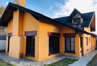 Hostel Olimpo House allows 18 year olds to book a room