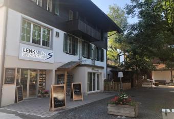 Hotel Krone Budget has Balcony rooms