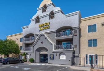 Mainstay Suites El Centro I-8 has Balcony rooms