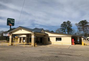 Liberty Inn - Collins has Smoking rooms