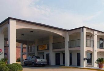 Key West Inn - Montgomery South has Smoking rooms