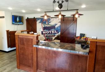 West Plains Motel allows 18 year olds to book a room