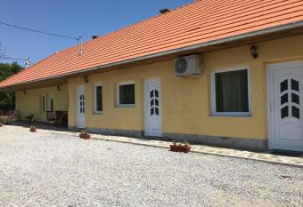 Napf  ny Apartman has Balcony rooms