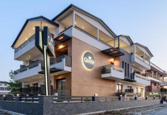 Elizabeth Queen Luxury Rooms allows 18 year olds to book a room