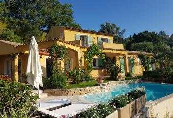 La Dolce Vita Opio has Balcony rooms