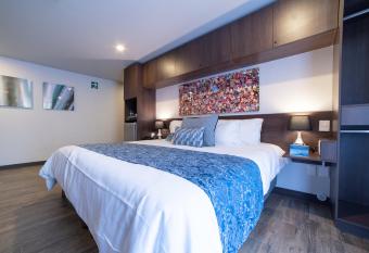 Hotel C  rculo Condesa has Balcony rooms