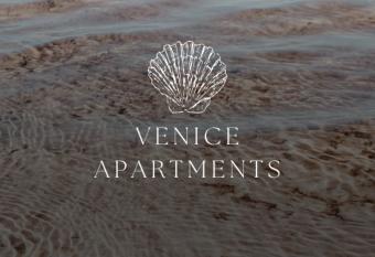 VENICE APARTMENT has Balcony rooms