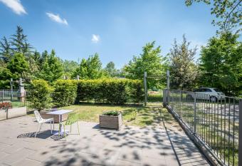 Mimi Loft has Balcony rooms