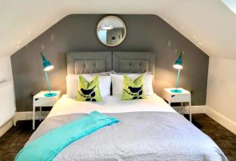 BrickSage Rooms, King s Lynn The Walks allows 18 year olds to book a room