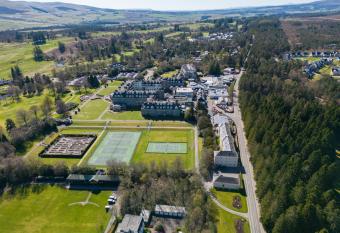 Gleneagles Apartment - Guthrie Court Gleneagles allows 18 year olds to book a room