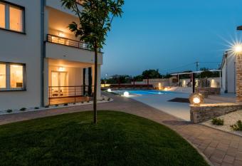 Villa Anja 1st floor has Balcony rooms