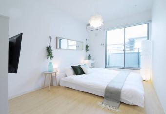 bHOTEL Ball Park - 2mins walk Baseball 5mins walk Hiroshima Sta 4ppl allows 18 year olds to book a room