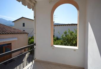 Trilocale Domingo has Balcony rooms