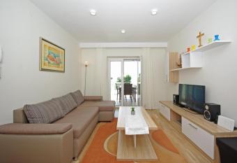 Apartments Jasna has Balcony rooms