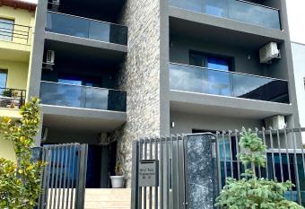 MAV Boutique Villa has Balcony rooms