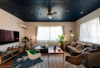 Coco Wave allows 18 year olds to book a room