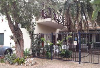 MAVILLA STELLENBOSCH B&B has Balcony rooms